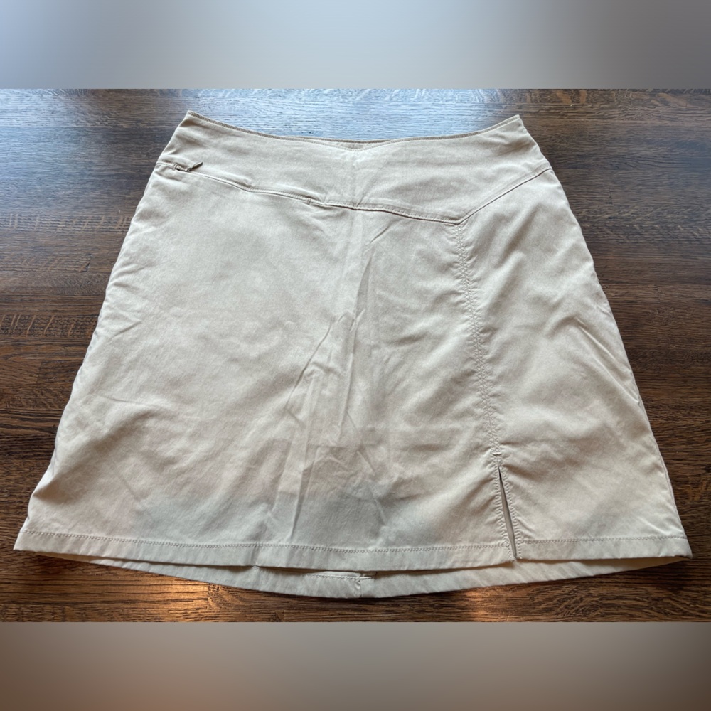 Patagonia Tan Skort - size 6